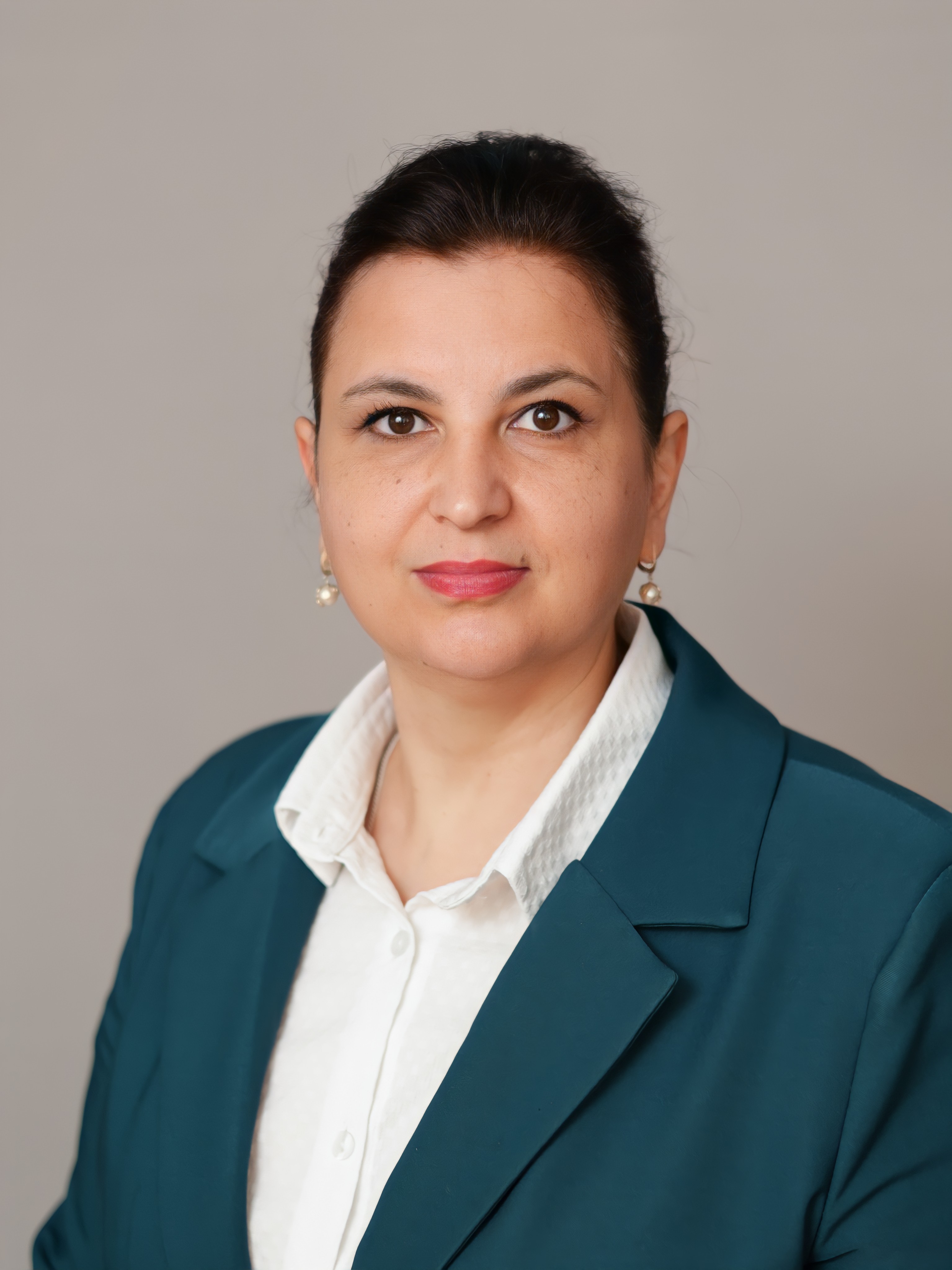 Левчук  Марина Юрьевна.
